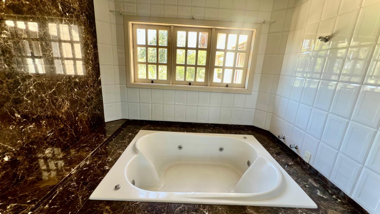 Mansão com 4 suítes à venda, 795m² por R$ 3.300.000 - Condomínio Saint Claire - Boituva/SP