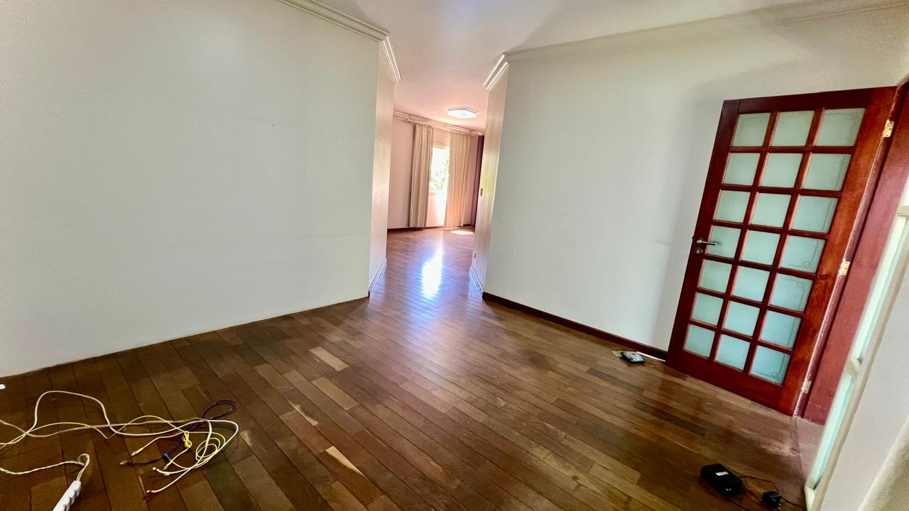 Mansão com 4 suítes à venda, 795m² por R$ 3.300.000 - Condomínio Saint Claire - Boituva/SP