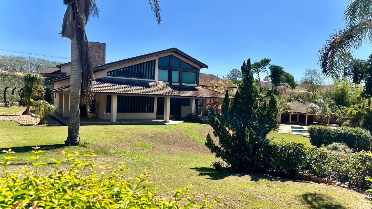 Mansão com 4 suítes à venda, 795m² por R$ 3.300.000 - Condomínio Saint Claire - Boituva/SP