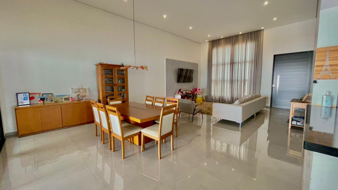 Casa com 3 dormitórios à venda, 212m² por R$ 1.300.000 - Condomínio Portal dos Pássaros - Boituva/SP