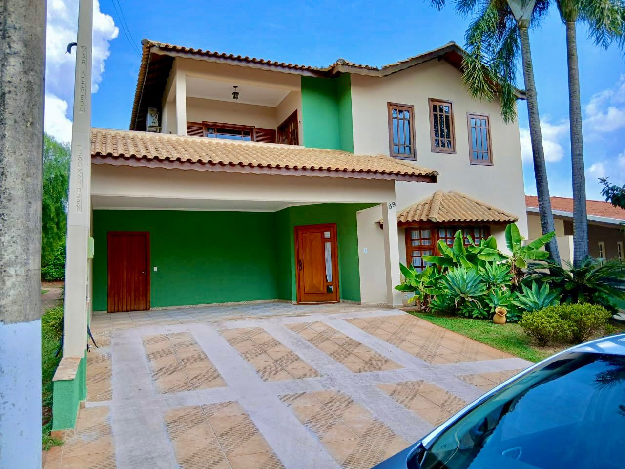 Casa com 3 suítes à venda, 398m² de terreno por R$ 1.590.000 — Condomínio Portal dos Pássaros — Boituva/SP