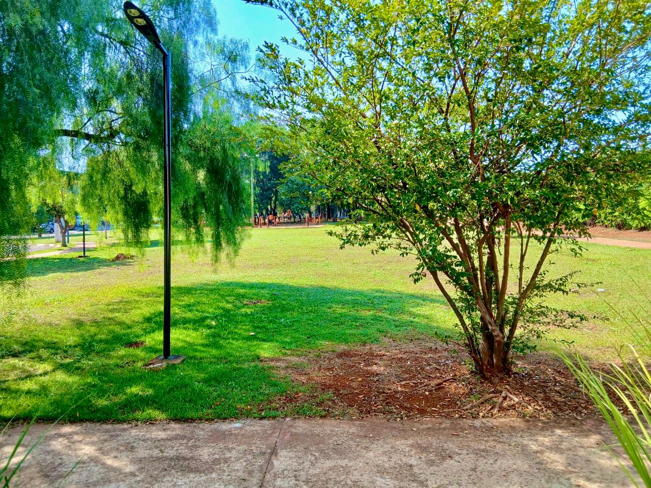 Casa com 3 suítes à venda, 398m² de terreno por R$ 1.590.000 — Condomínio Portal dos Pássaros — Boituva/SP