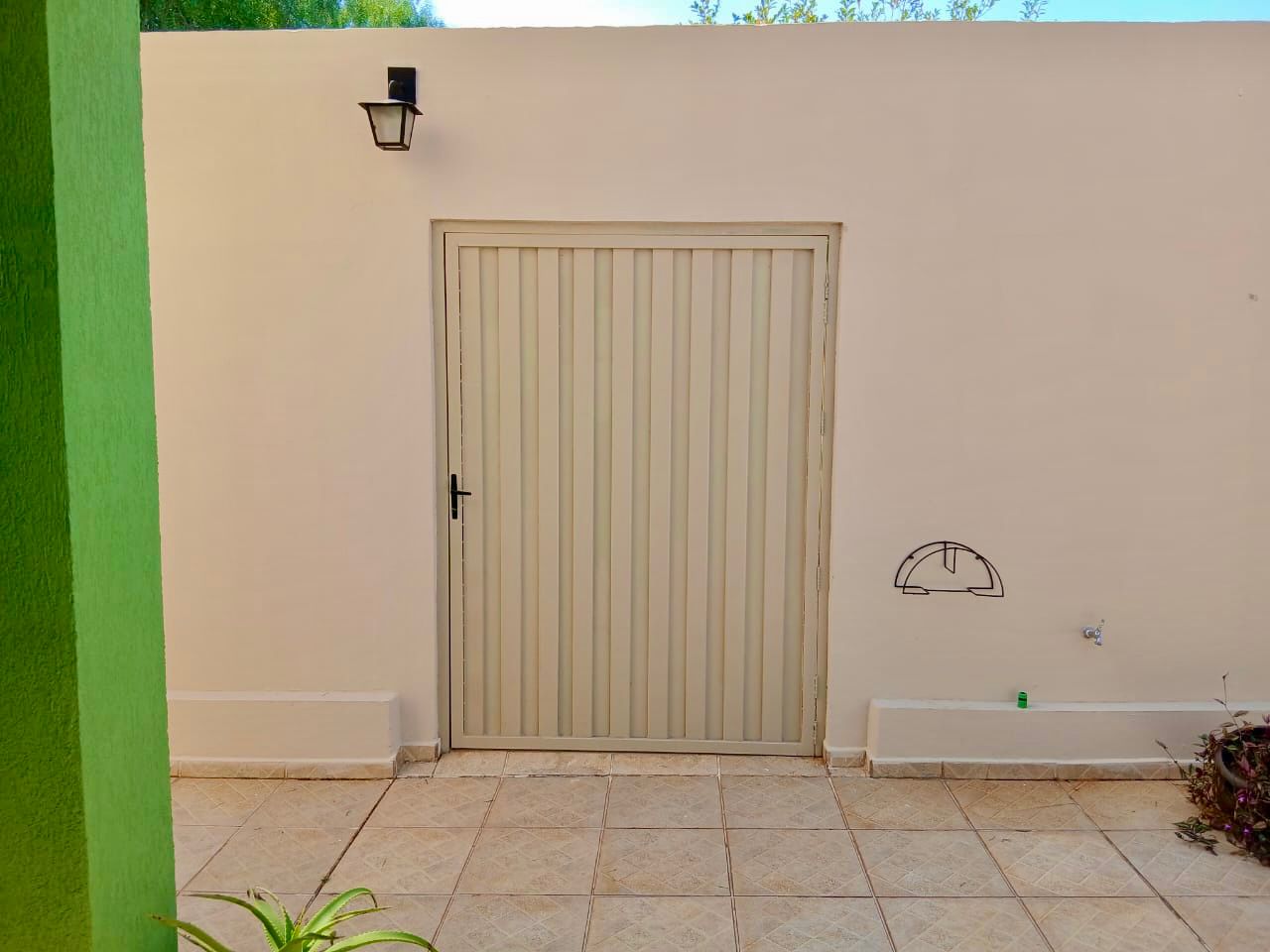 Casa com 3 suítes à venda, 398m² de terreno por R$ 1.590.000 — Condomínio Portal dos Pássaros — Boituva/SP