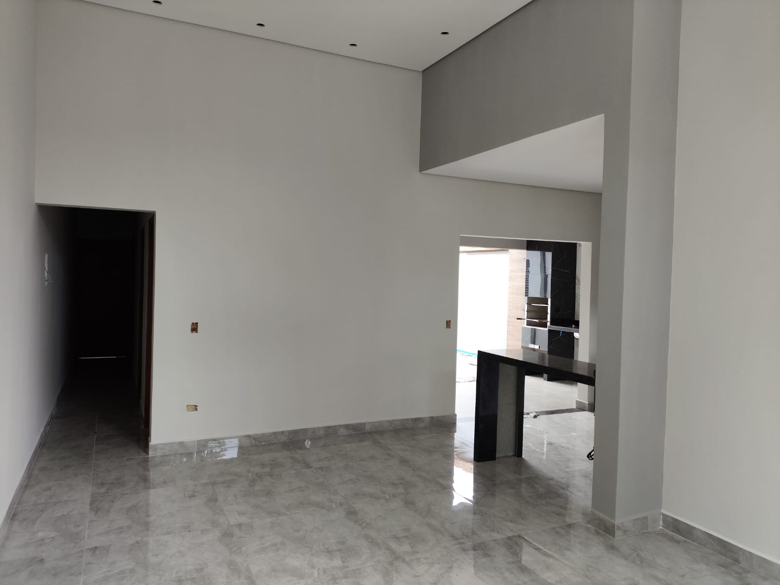 Casa com 3 dormitórios à venda, 122m² por R$ 720.000 - Boituva/SP