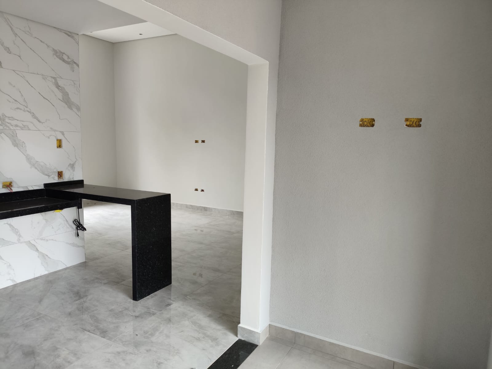 Casa com 3 dormitórios à venda, 122m² por R$ 720.000 - Boituva/SP