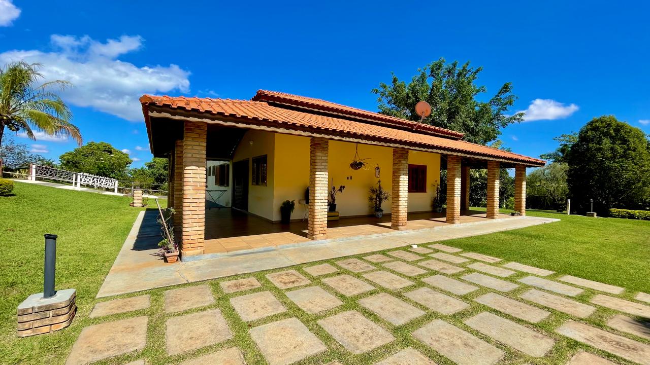 Chácara com 3 suítes à venda, 450m² por R$ 2.800.000 – Condomínio Vitassay – Boituva/SP
