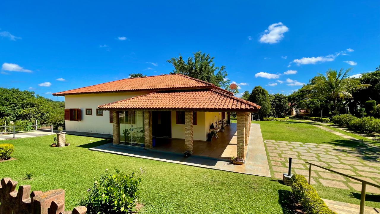 Chácara com 3 suítes à venda, 450m² por R$ 2.800.000 – Condomínio Vitassay – Boituva/SP