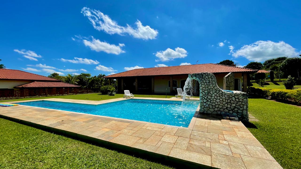 Chácara com 3 suítes à venda, 450m² por R$ 2.800.000 – Condomínio Vitassay – Boituva/SP