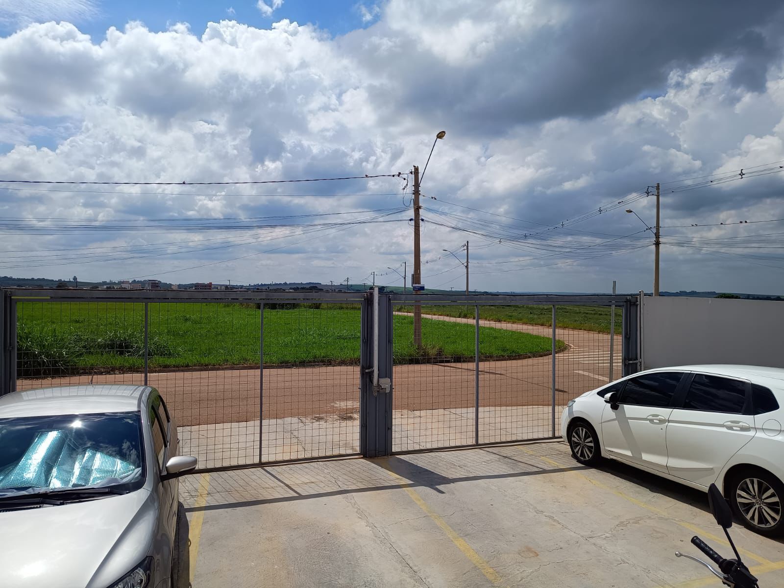 Apartamento com 2 dormitórios à venda por R$ 290.000 – Portal Ville Azaleia – Boituva/SP