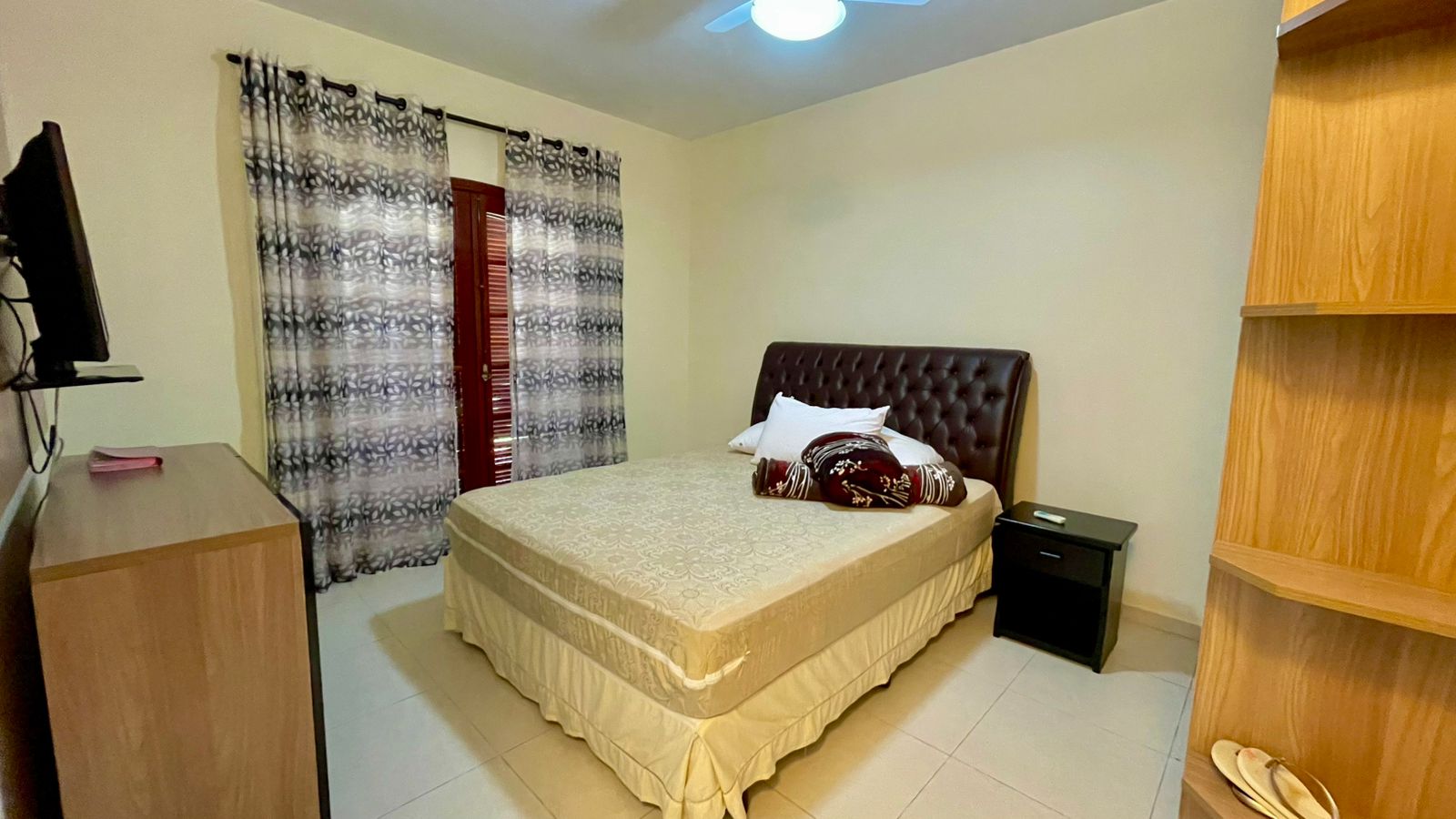 Chácara com 3 dormitórios à venda, 350m² por R$ 1.850.000 - Condomínio Vitassay - Boituva/SP