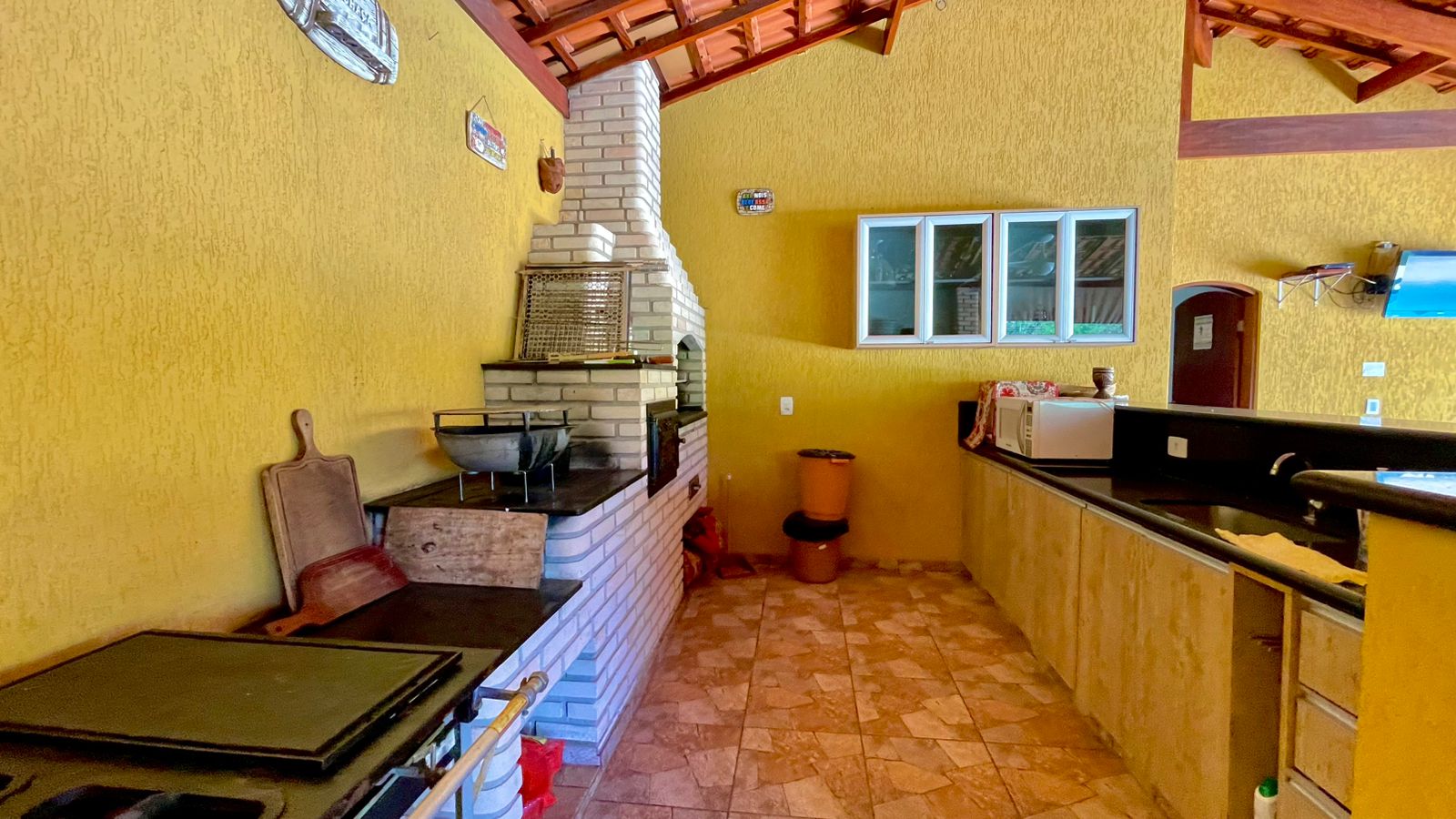 Chácara com 3 dormitórios à venda, 350m² por R$ 1.850.000 - Condomínio Vitassay - Boituva/SP