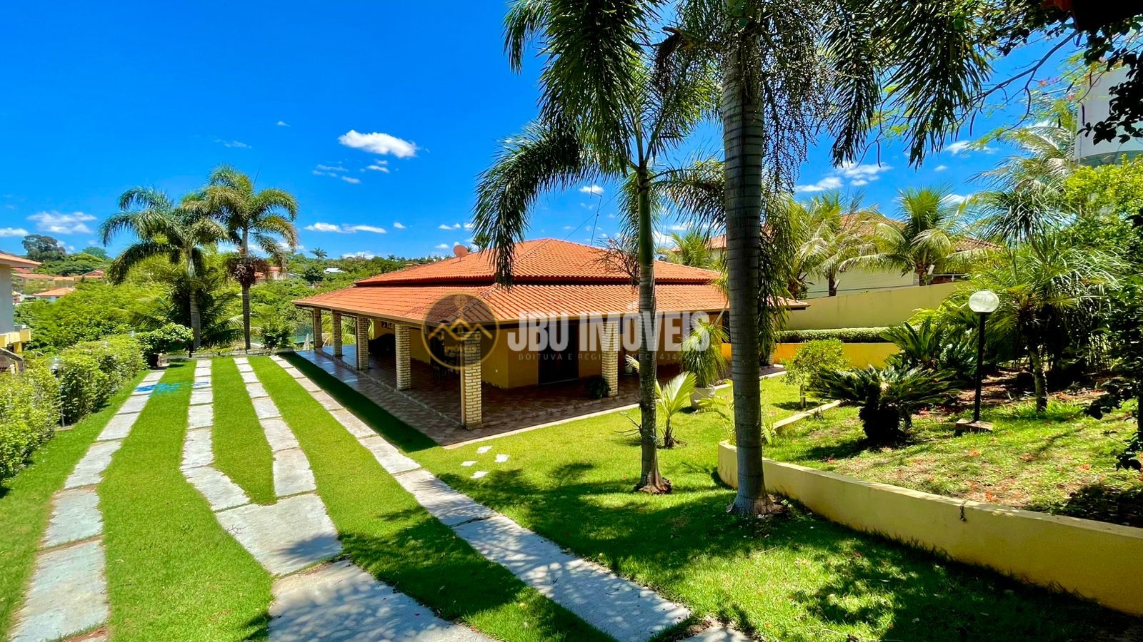 Chácara com 3 dormitórios à venda, 350m² por R$ 1.850.000 - Condomínio Vitassay - Boituva/SP