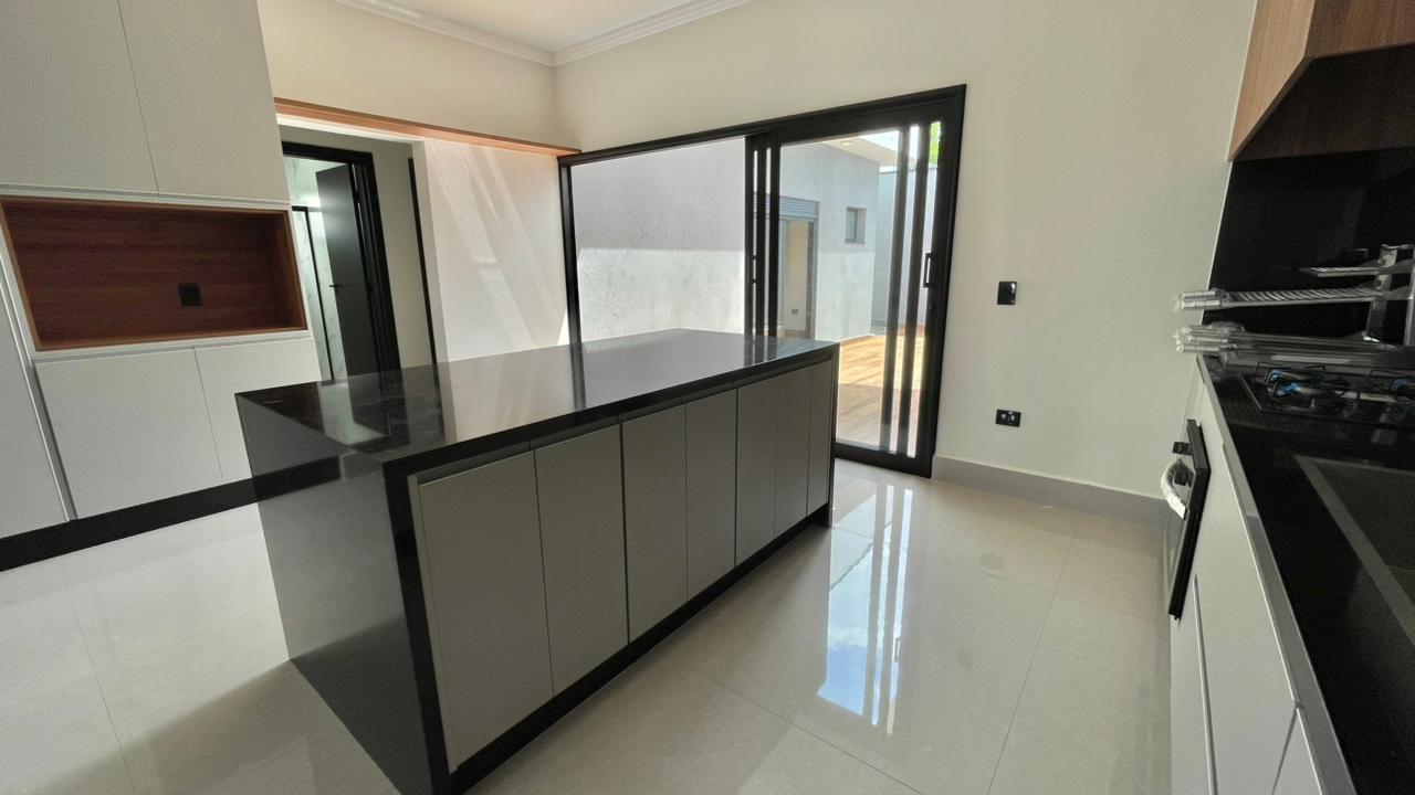 Casa com 3 dormitórios à venda, 165m² por R$ 930.000 – Portal Ville Jardins – Boituva/SP