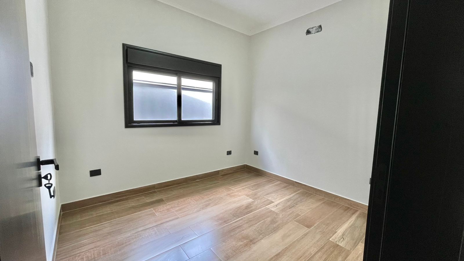 Casa com 3 dormitórios à venda, 165m² por R$ 930.000 – Portal Ville Jardins – Boituva/SP