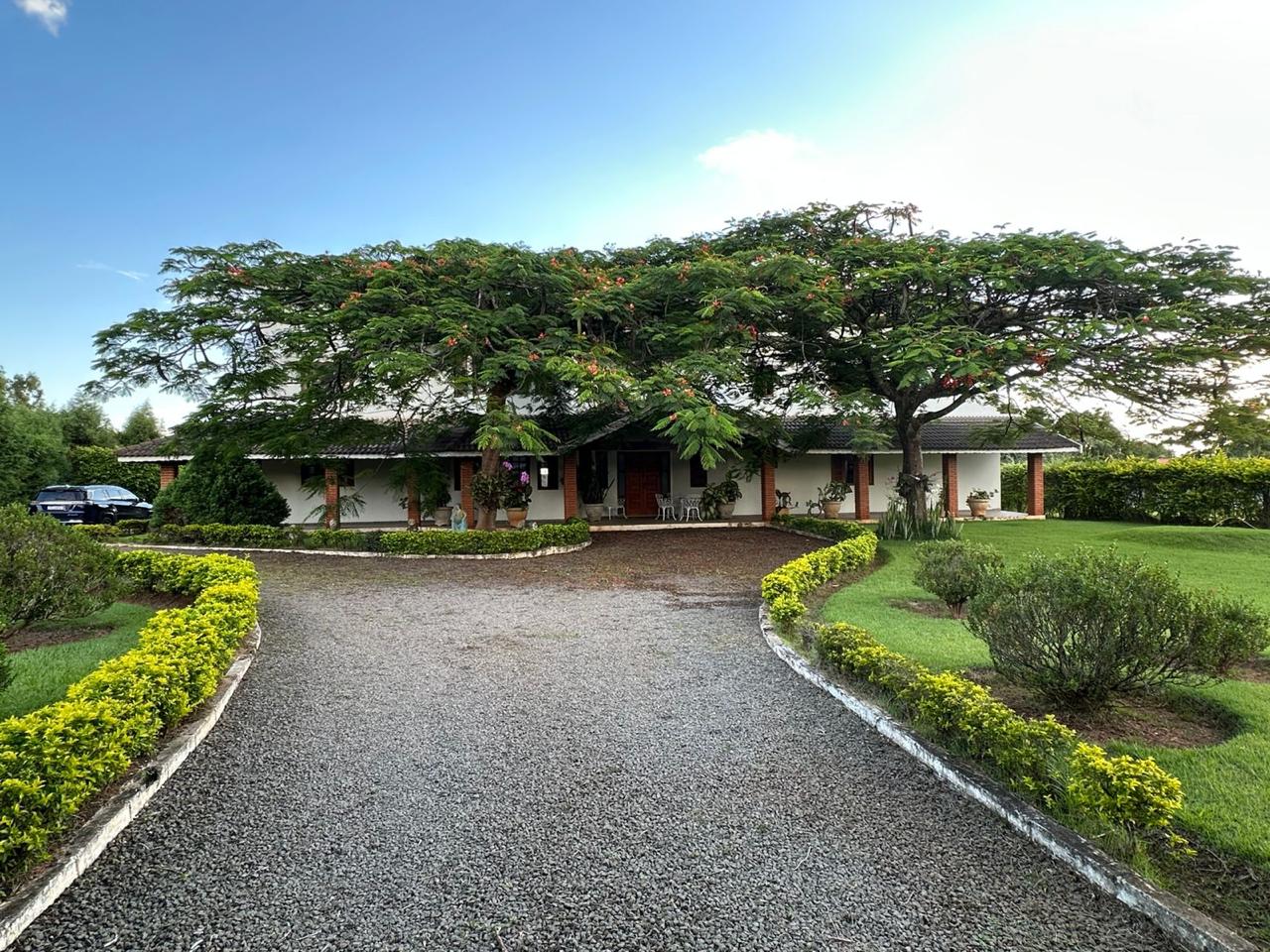 Chácara com 9 dormitórios à venda, 650m² por R$ 3.000.000 – Condomínio Vitassay – Boituva/SP