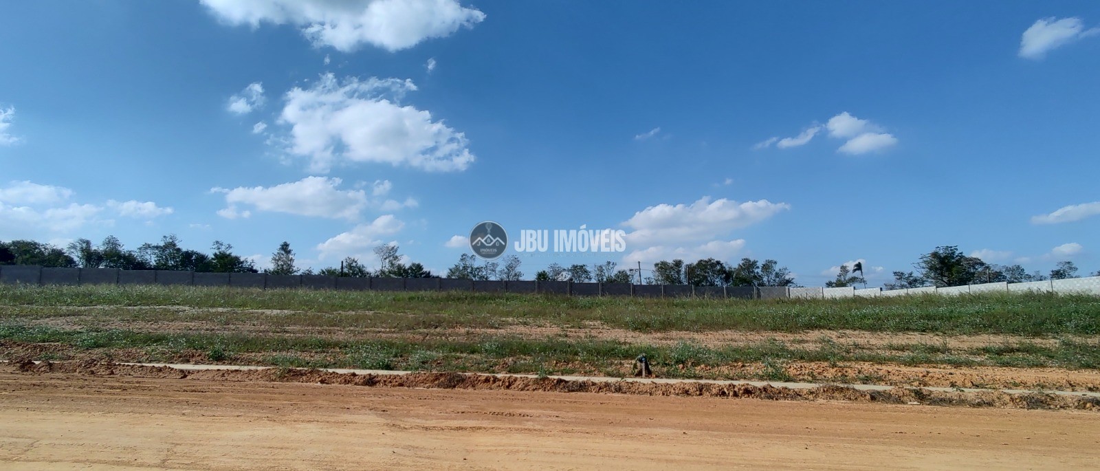 Terreno em condomínio - Venda