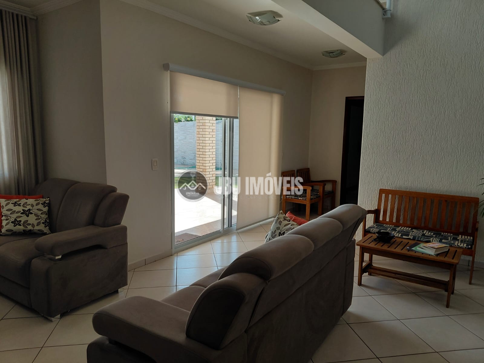 Chácara com 4 dormitórios à venda, 326,44m² por R$ 1.390.000 - Condomínio Portal dos Lagos - Boituva/SP