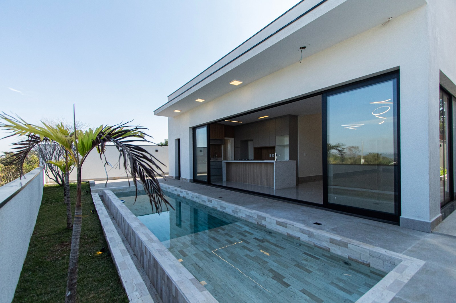 Casa térrea com 4 suítes à venda, 237m² por R$ 2.990.000 – Alphaville Castello – Itu/Sorocaba