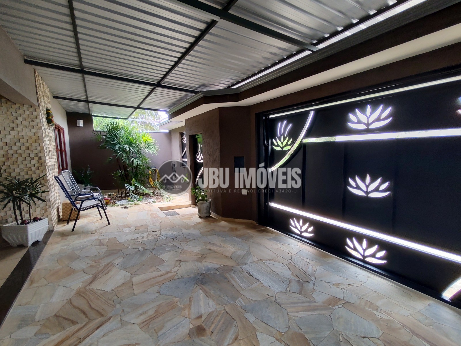 Casa com 3 dormitórios à venda, 196m² por R$ 980.000 - Residencial Modena - Cerquilho/SP