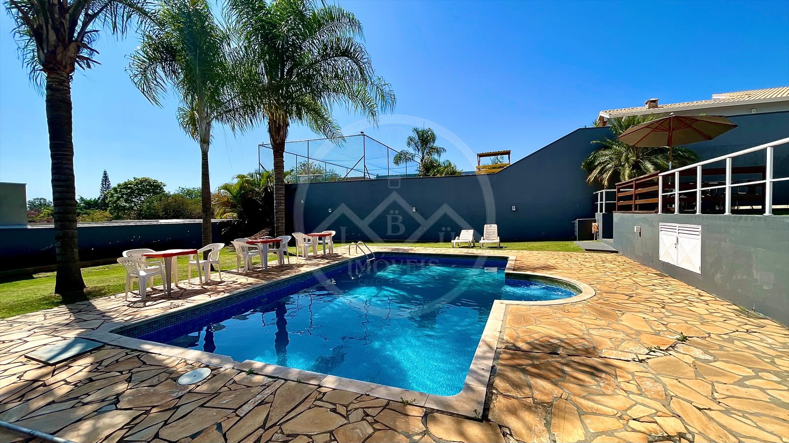 Chácara em condomínio com piscina e porteira fechada à venda por R$ 1.690.000 – Green Ville II – Boituva/SP