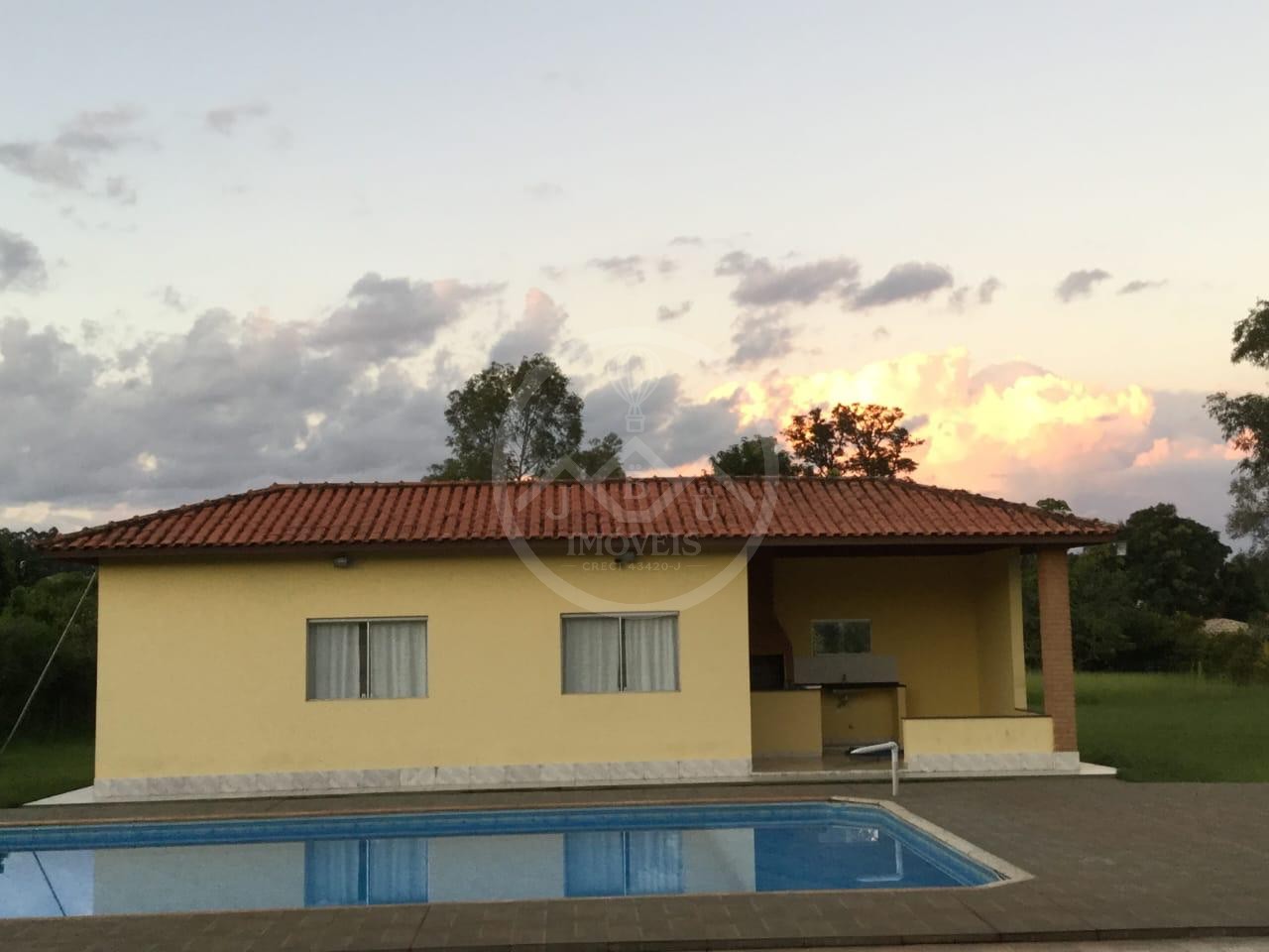 Confortável Chácara em Condomínio no Fazenda Castelo em Boituva Usado