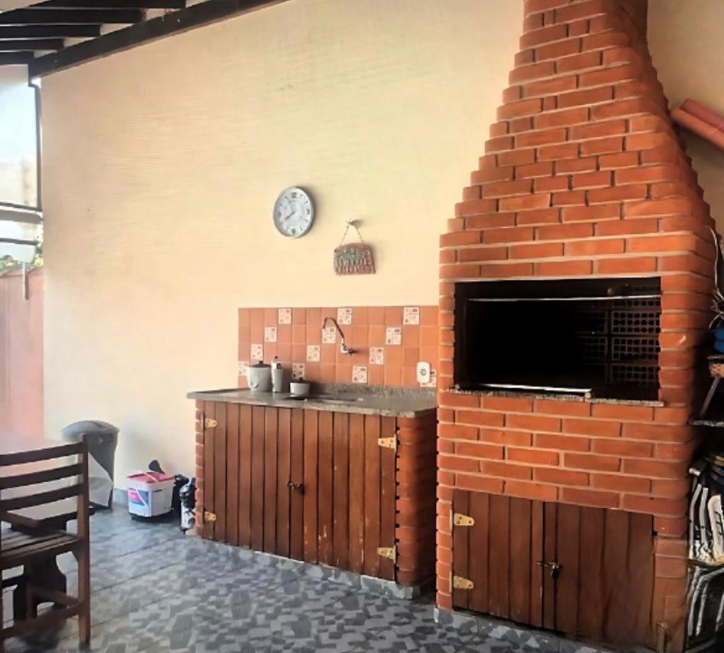 Casa á venda c/ 03 dormitórios, Bairro Cidade Jardim - Boituva/SP