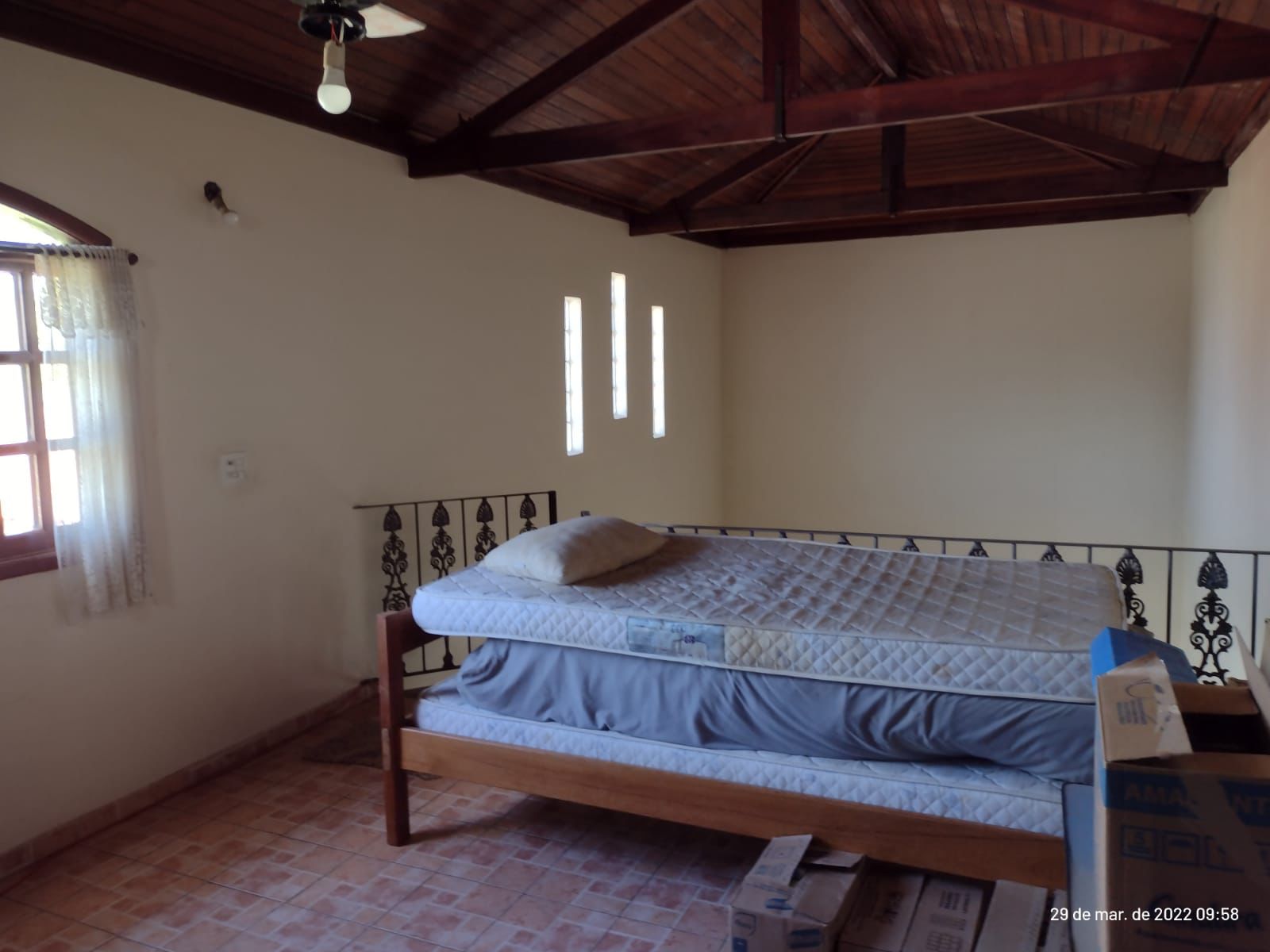 Chácara á venda c/ 03 dormitórios, Condomínio Colina Nova - Boituva/SP