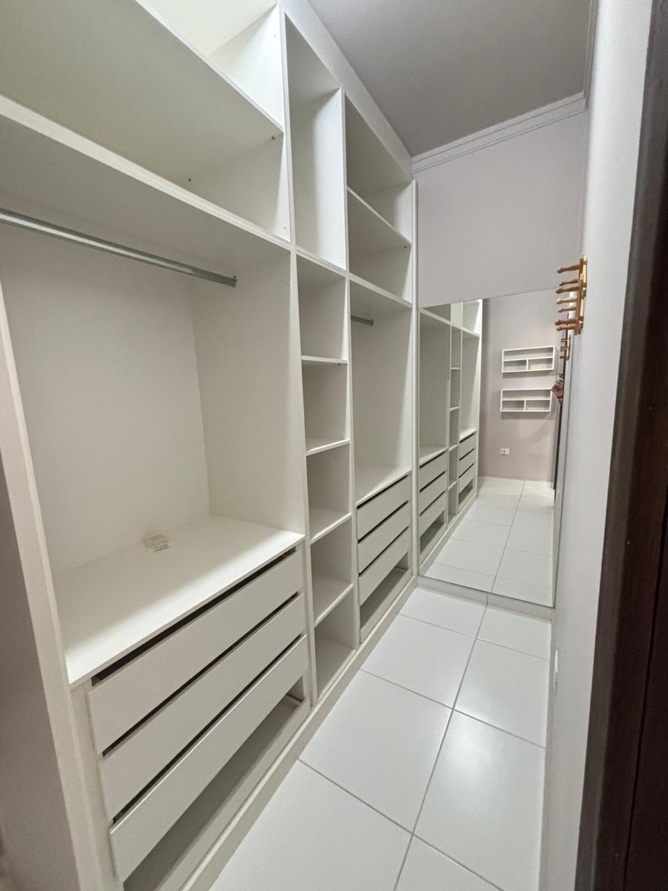 Casa semi-mobiliada com 04 dormitórios á venda, Condomínio Solaris - Boituva/SP