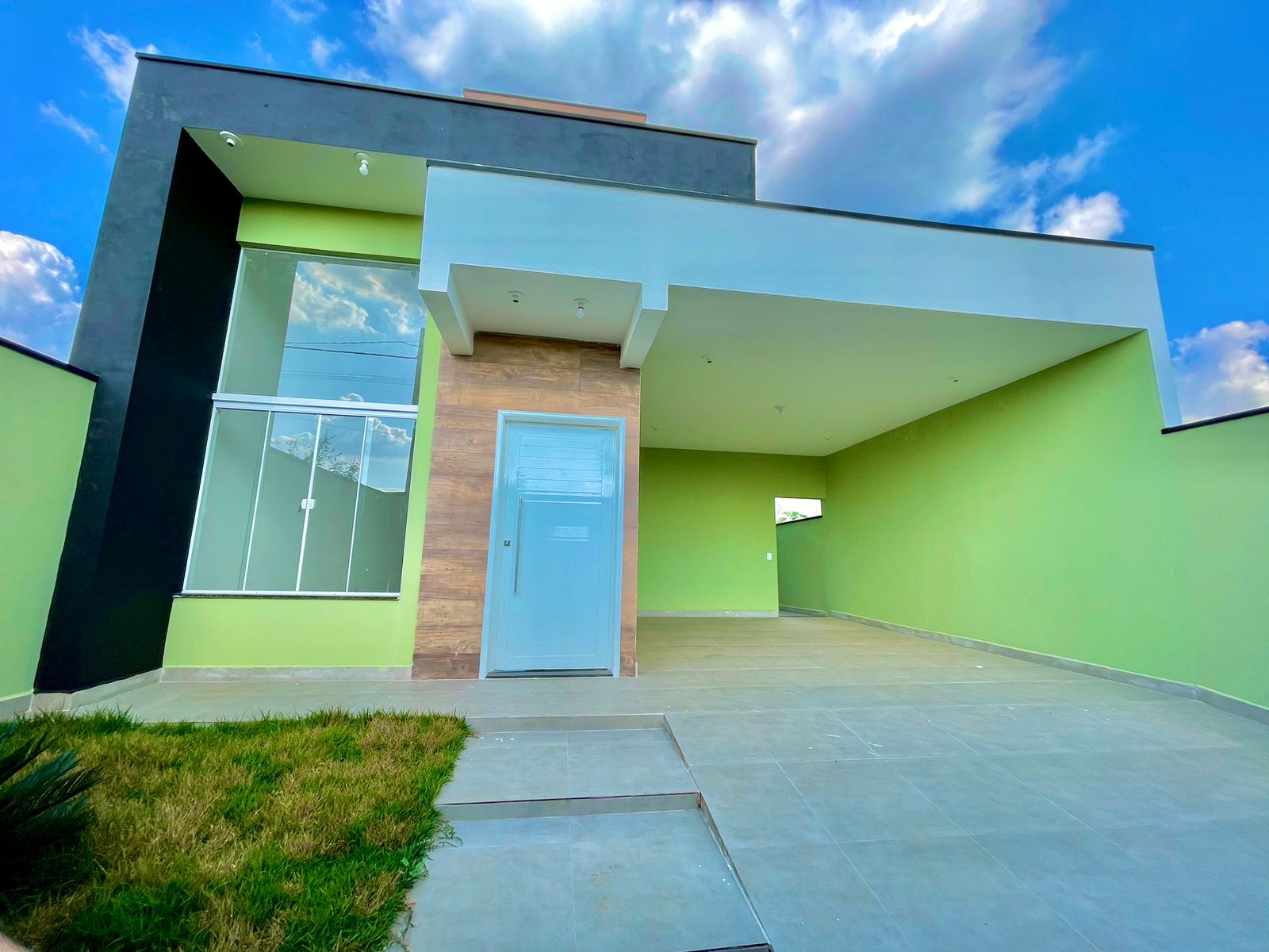 Casa á venda c/ 03 dormitórios, Bairro Portal Ville Jardins - Boituva/SP