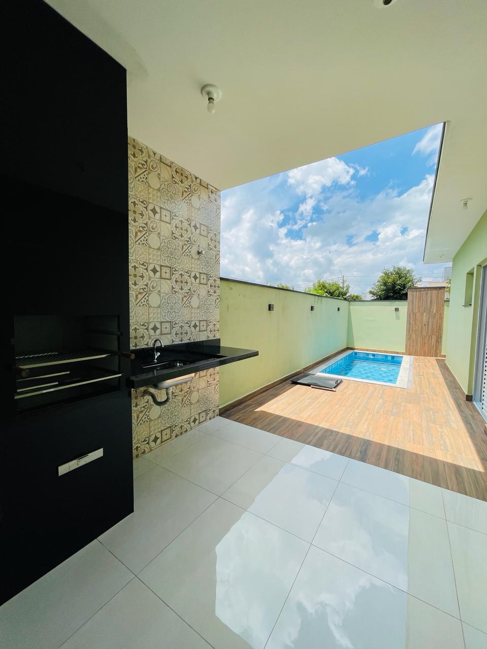 Casa á venda c/ 03 dormitórios, Bairro Portal Ville Jardins - Boituva/SP
