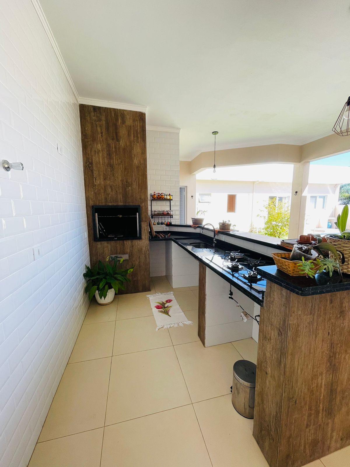 Casa á venda c/  05 dormitórios, Condomínio Portal das Estrelas - Boituva/SP