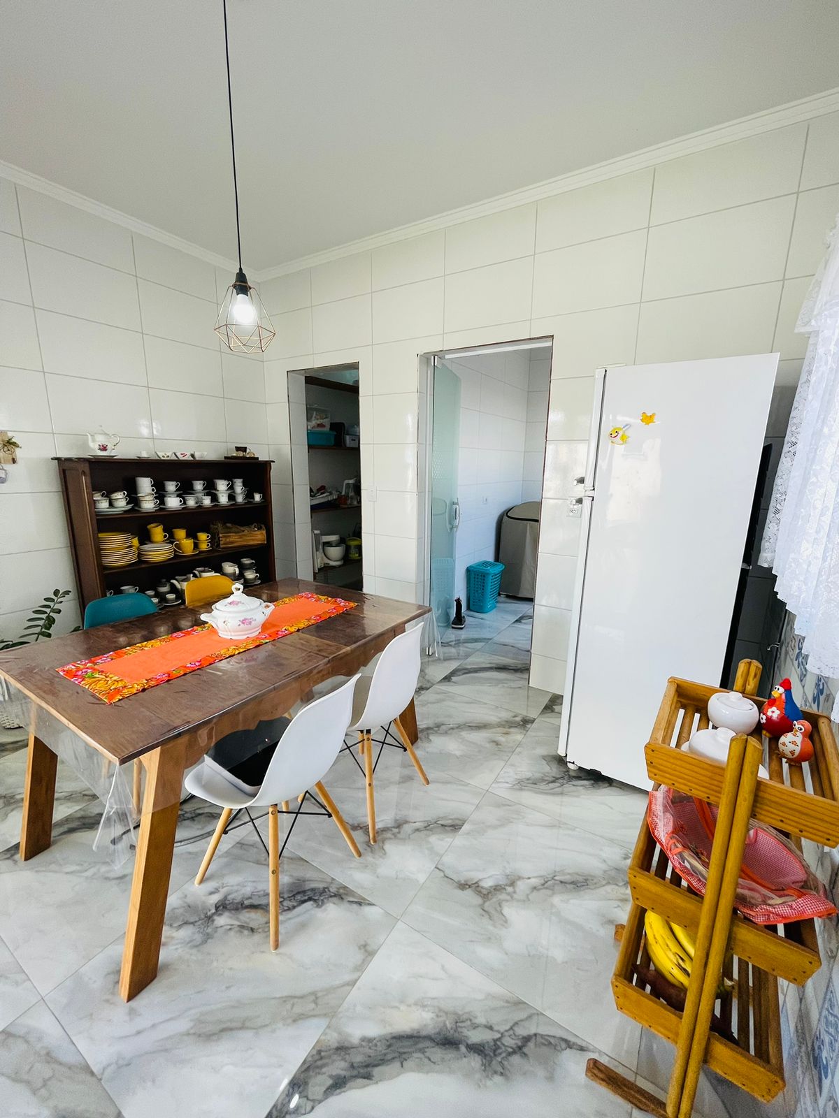Casa á venda c/  05 dormitórios, Condomínio Portal das Estrelas - Boituva/SP