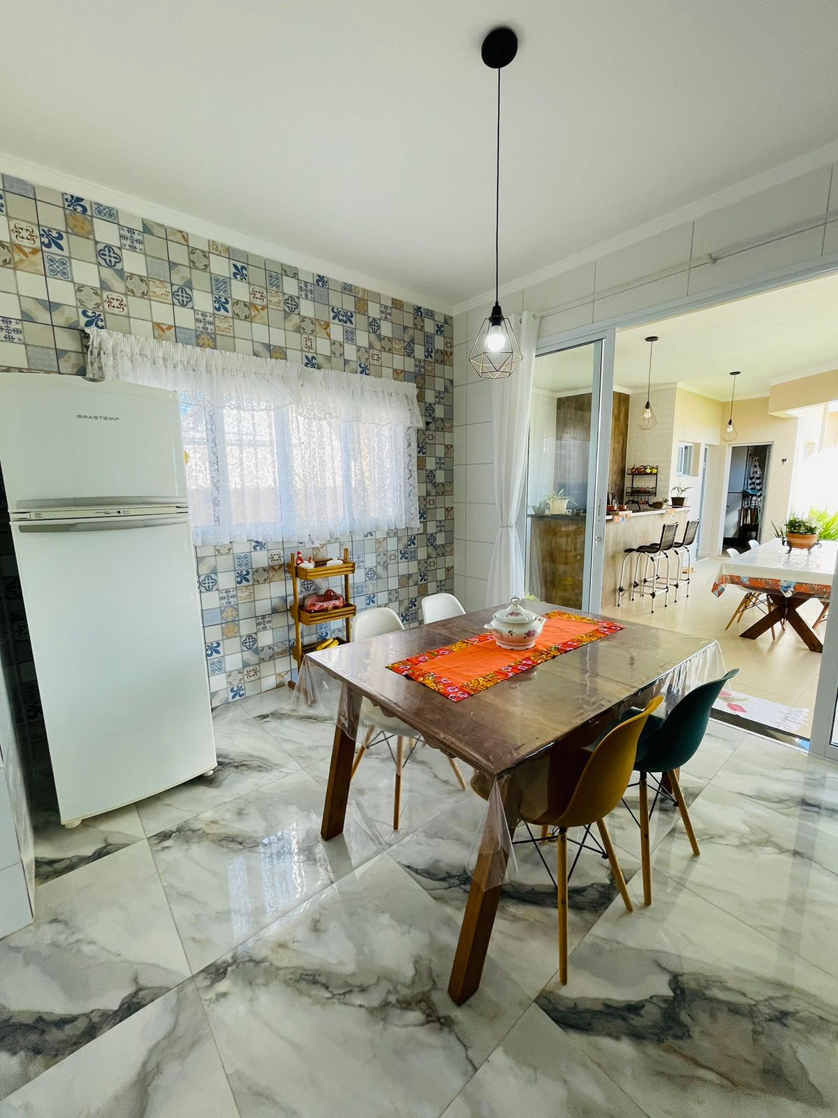 Casa á venda c/  05 dormitórios, Condomínio Portal das Estrelas - Boituva/SP