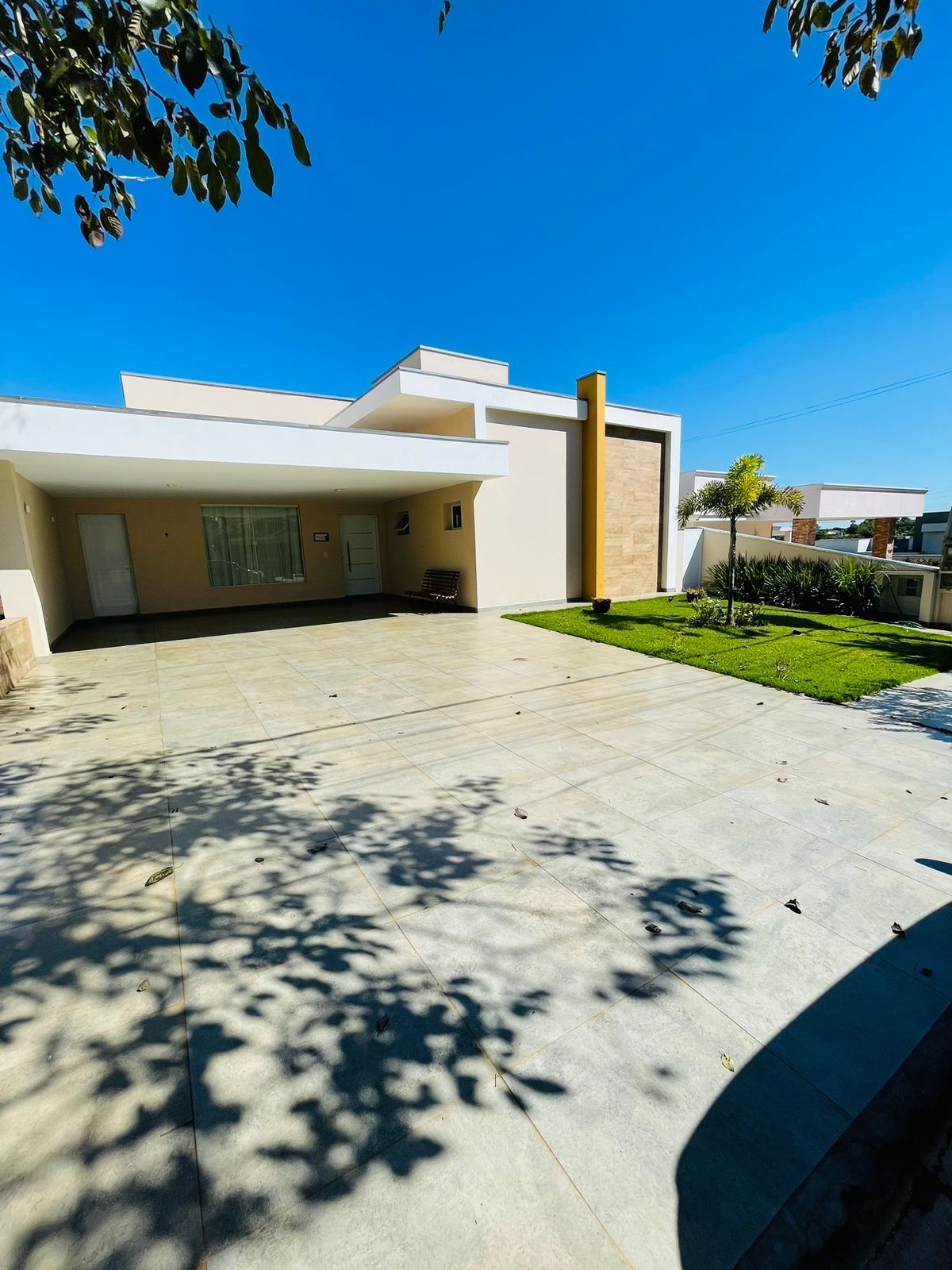Casa á venda c/  05 dormitórios, Condomínio Portal das Estrelas - Boituva/SP