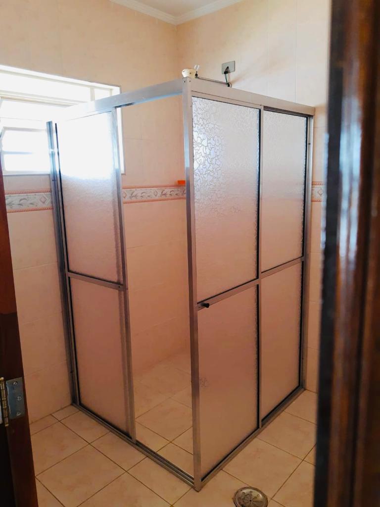 Chácara á venda c/ 03 dormitórios, Condomínio Nova Rheata - Boituva/SP