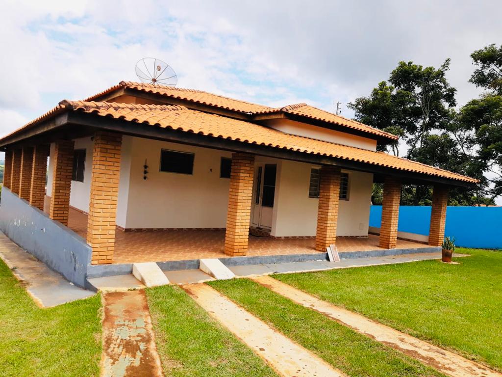 Chácara á venda c/ 03 dormitórios, Condomínio Nova Rheata - Boituva/SP