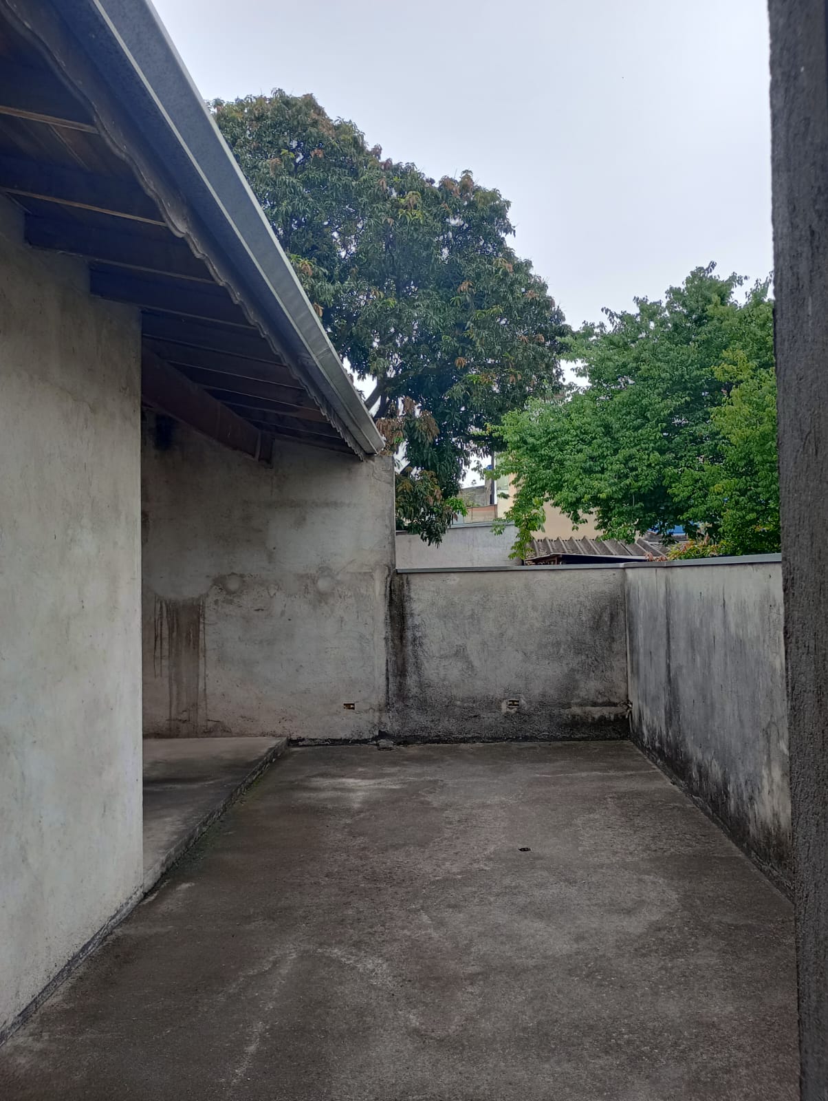 PRÉDIO COMERCIAL 