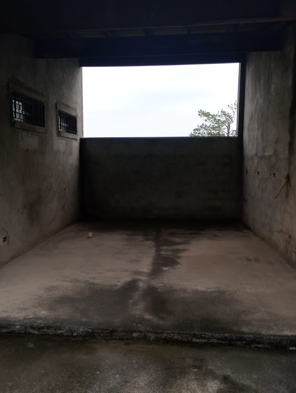 PRÉDIO COMERCIAL 