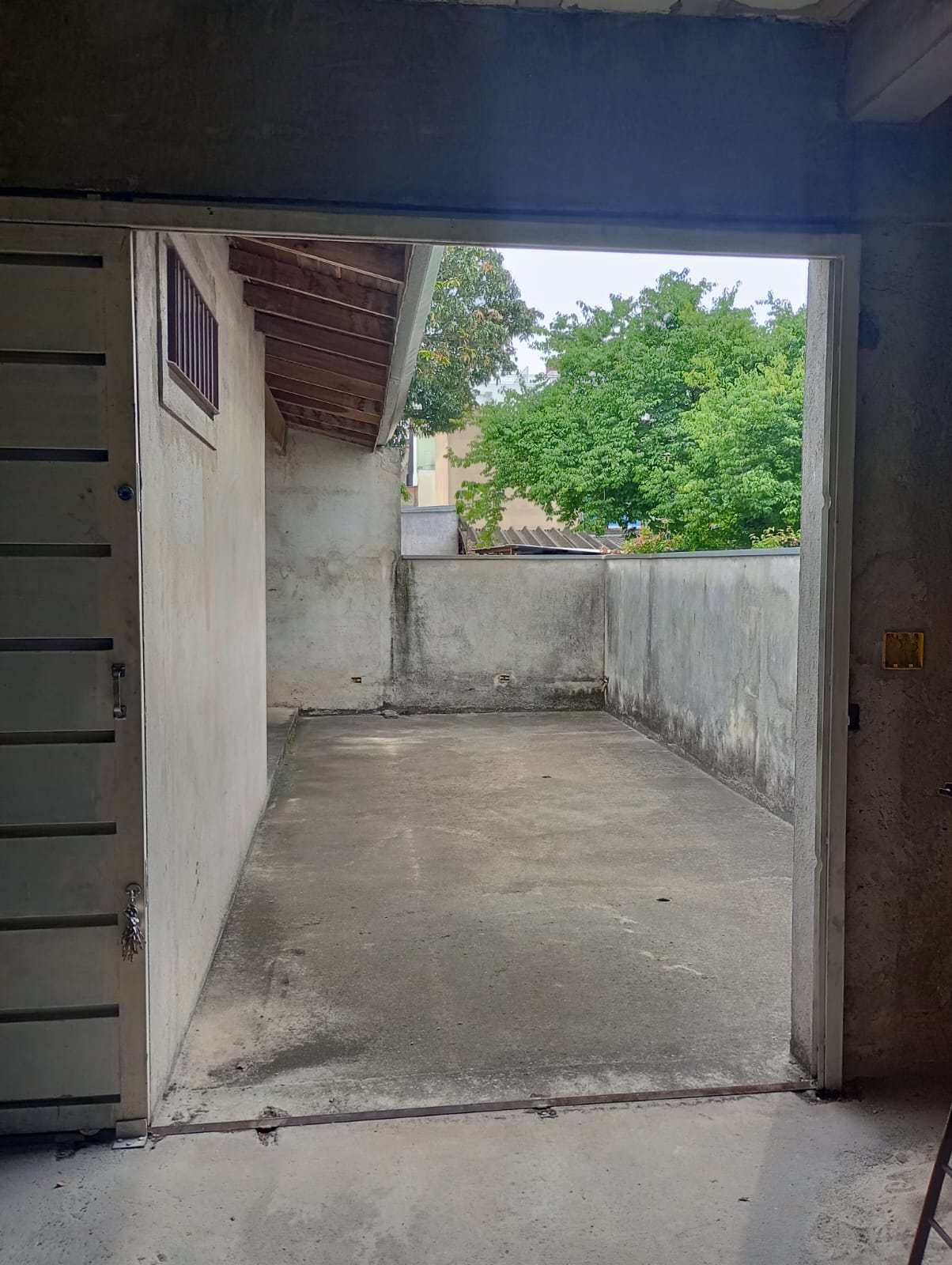 PRÉDIO COMERCIAL 