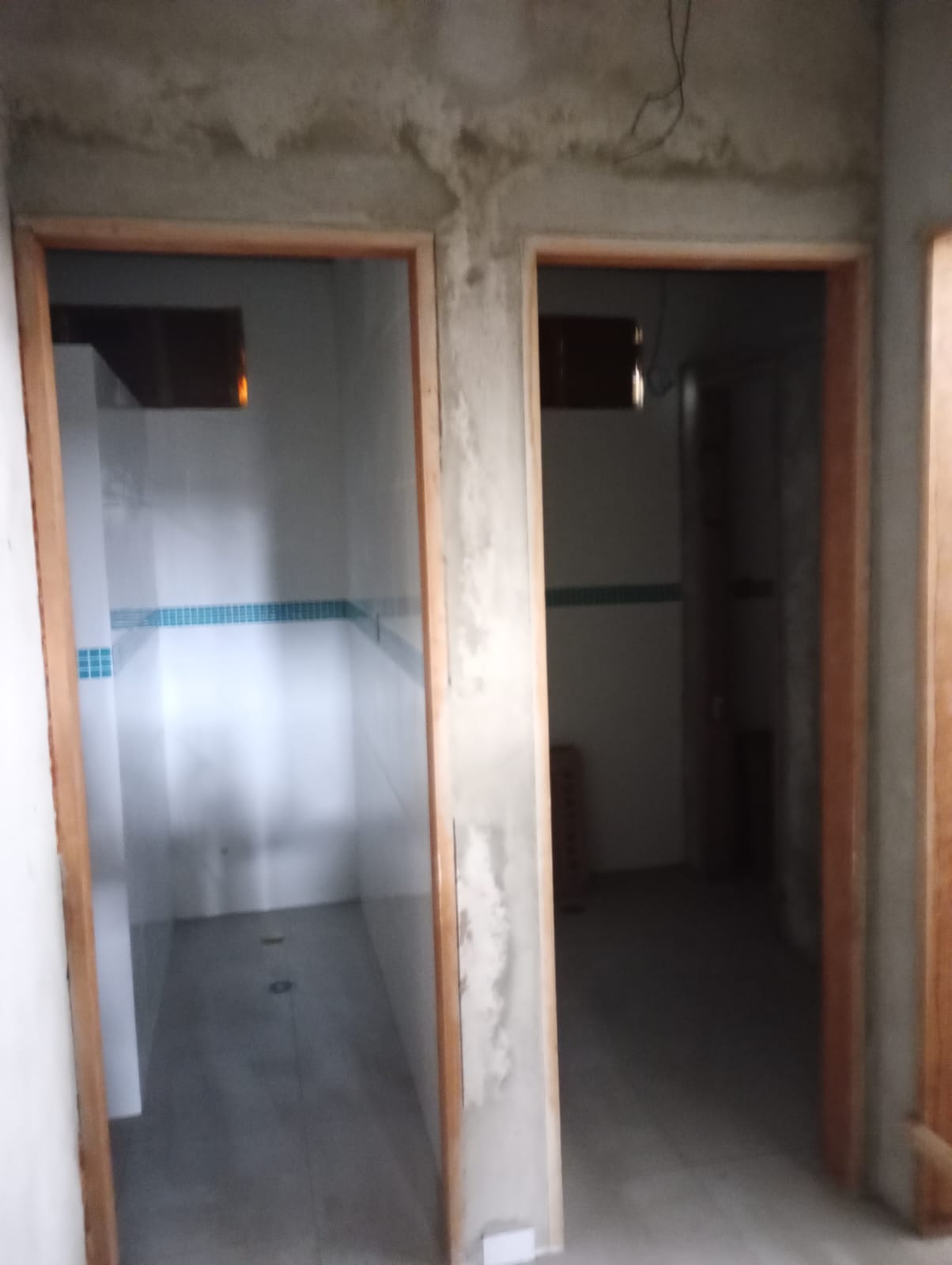 PRÉDIO COMERCIAL 