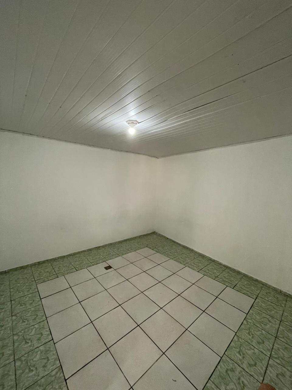 CASA PARA LOCAÇÃO NO JD.SANTA TEREZINHA 
