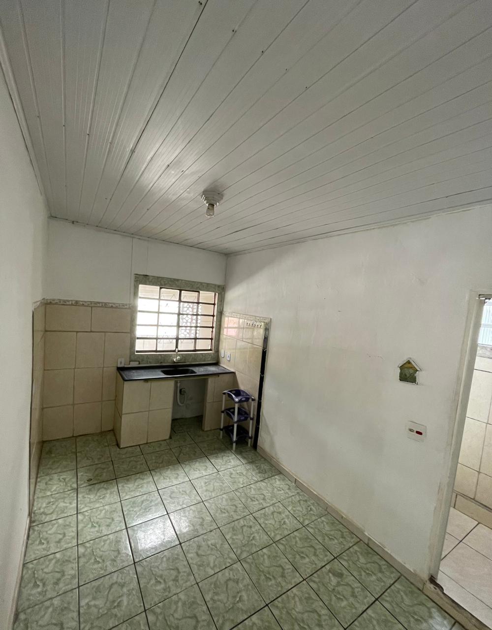 CASA PARA LOCAÇÃO NO JD.SANTA TEREZINHA 