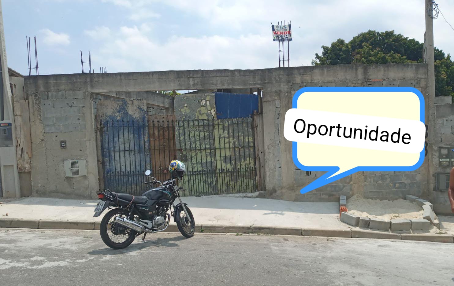 TERRENO COM CASA EM CONTRUÇÃO
