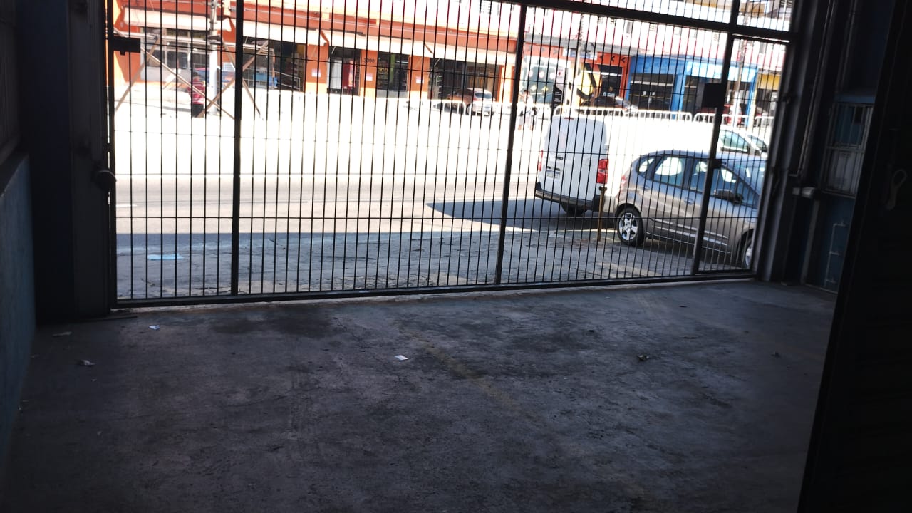 LOCAÇÃO SALÃO NA AVENIDA ITAQUERA