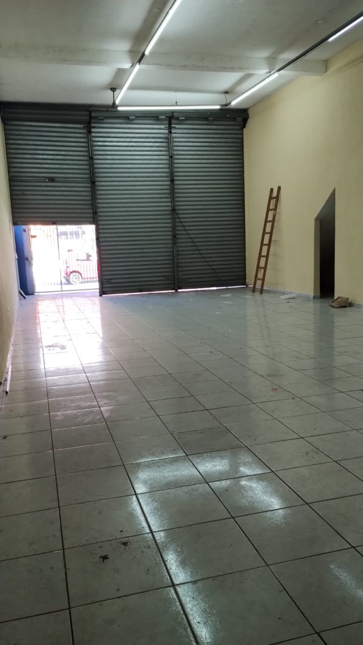 LOCAÇÃO SALÃO NA AVENIDA ITAQUERA