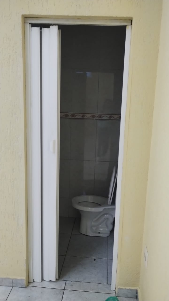 LOCAÇÃO SALÃO NA AVENIDA ITAQUERA