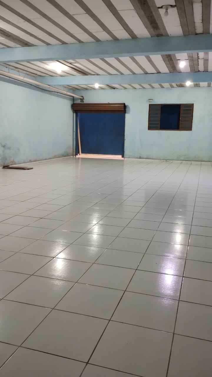 LOCAÇÃO SALÃO NA AVENIDA ITAQUERA