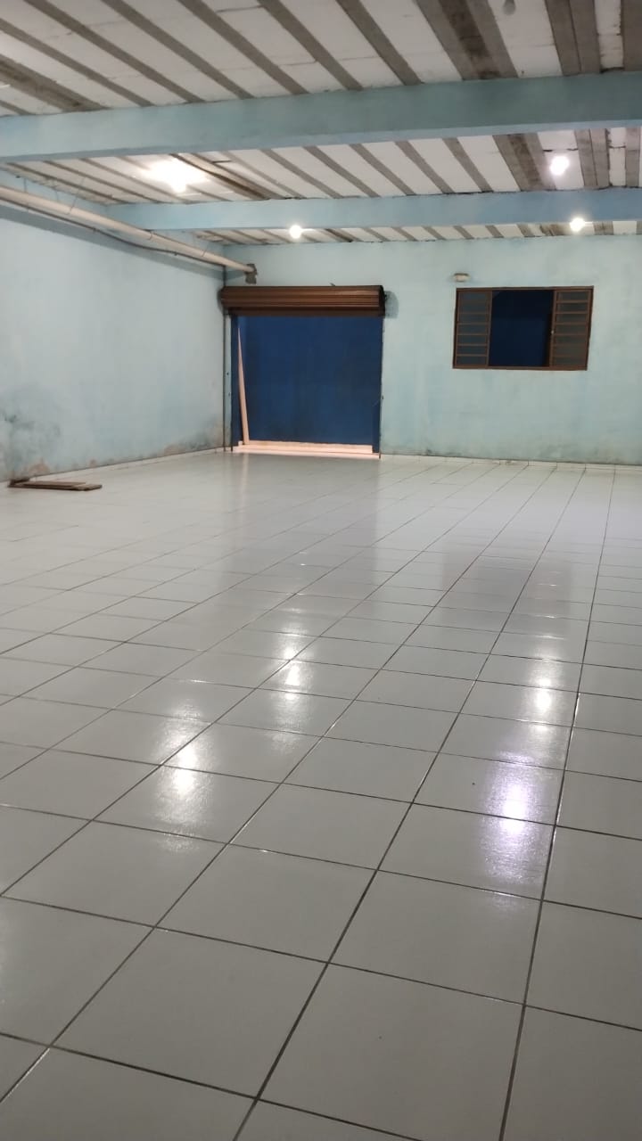 LOCAÇÃO SALÃO NA AVENIDA ITAQUERA