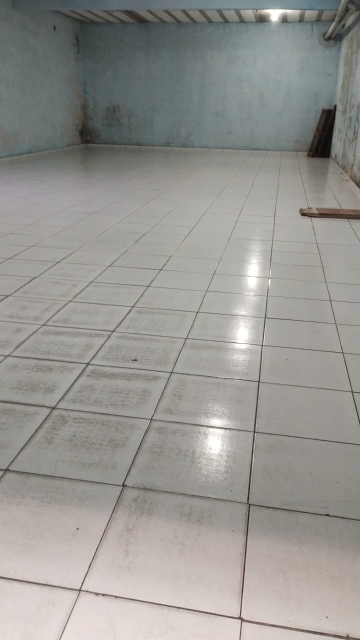 LOCAÇÃO SALÃO NA AVENIDA ITAQUERA