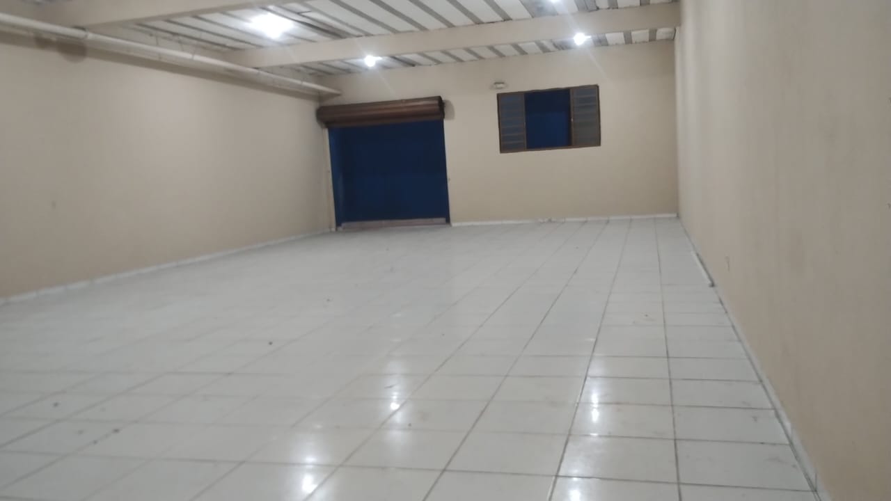 LOCAÇÃO SALÃO NA AVENIDA ITAQUERA